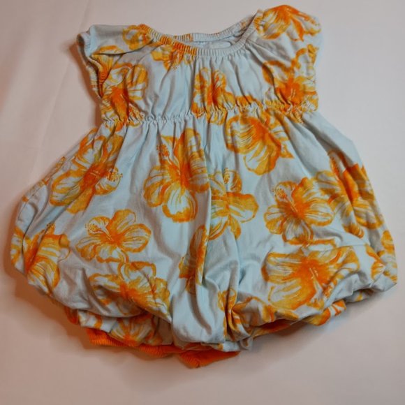 Baby Girls 12M Lot - Carters, Burts Bees Baby - Picture 5 of 5